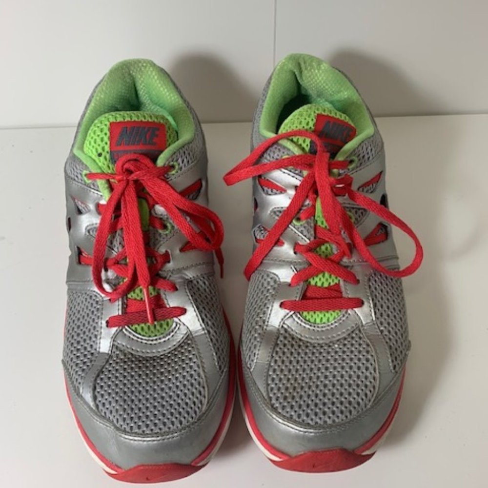 Nike Dual Fusion Lite Women's 10